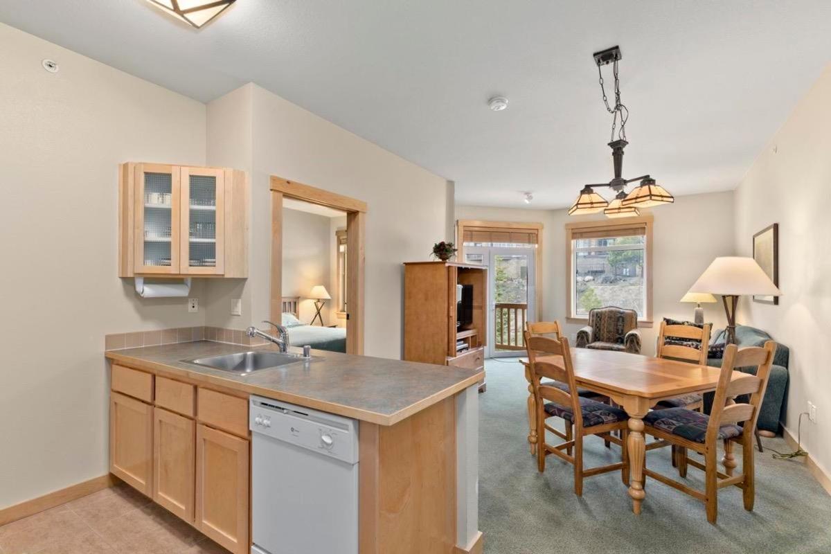 Sunstone Lodge By 101 Great Escapes Mammoth Lakes Bilik gambar